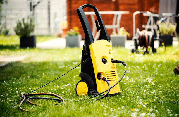 Best Fence Cleaning  in Fremont, OH